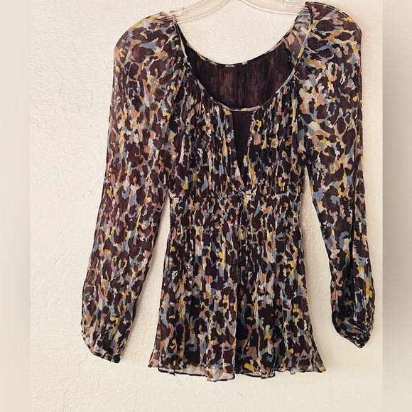 BCBGMAXAZRIA Brown Floral Print Semi Sheer Top - Picture 2 of 8